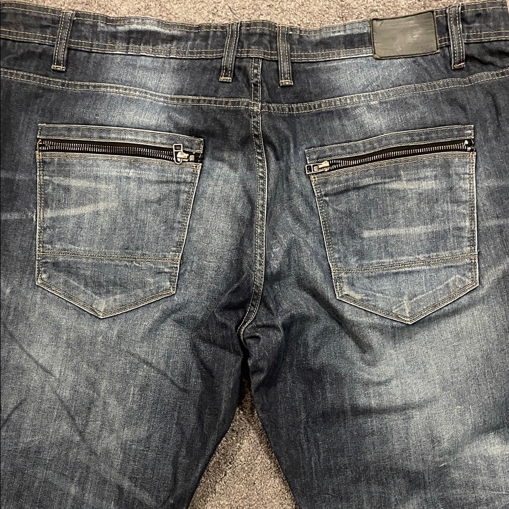 Jordan Craig Legacy Edition Men's Relaxed Fit Faded Dark Wash Jeans - Picture 8 of 9